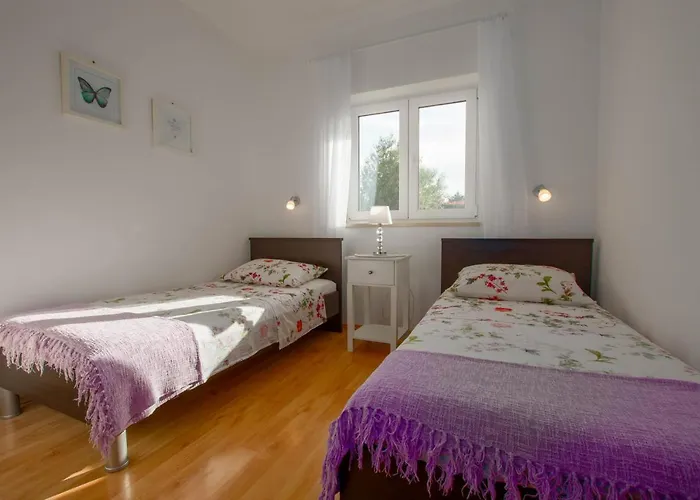 Casa vacanze Lucija, Stinjan