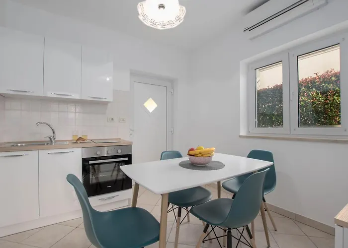 بيت للعطل Lucija, Stinjan *